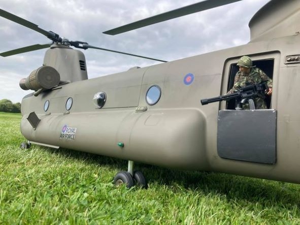 James Finch - Chinook